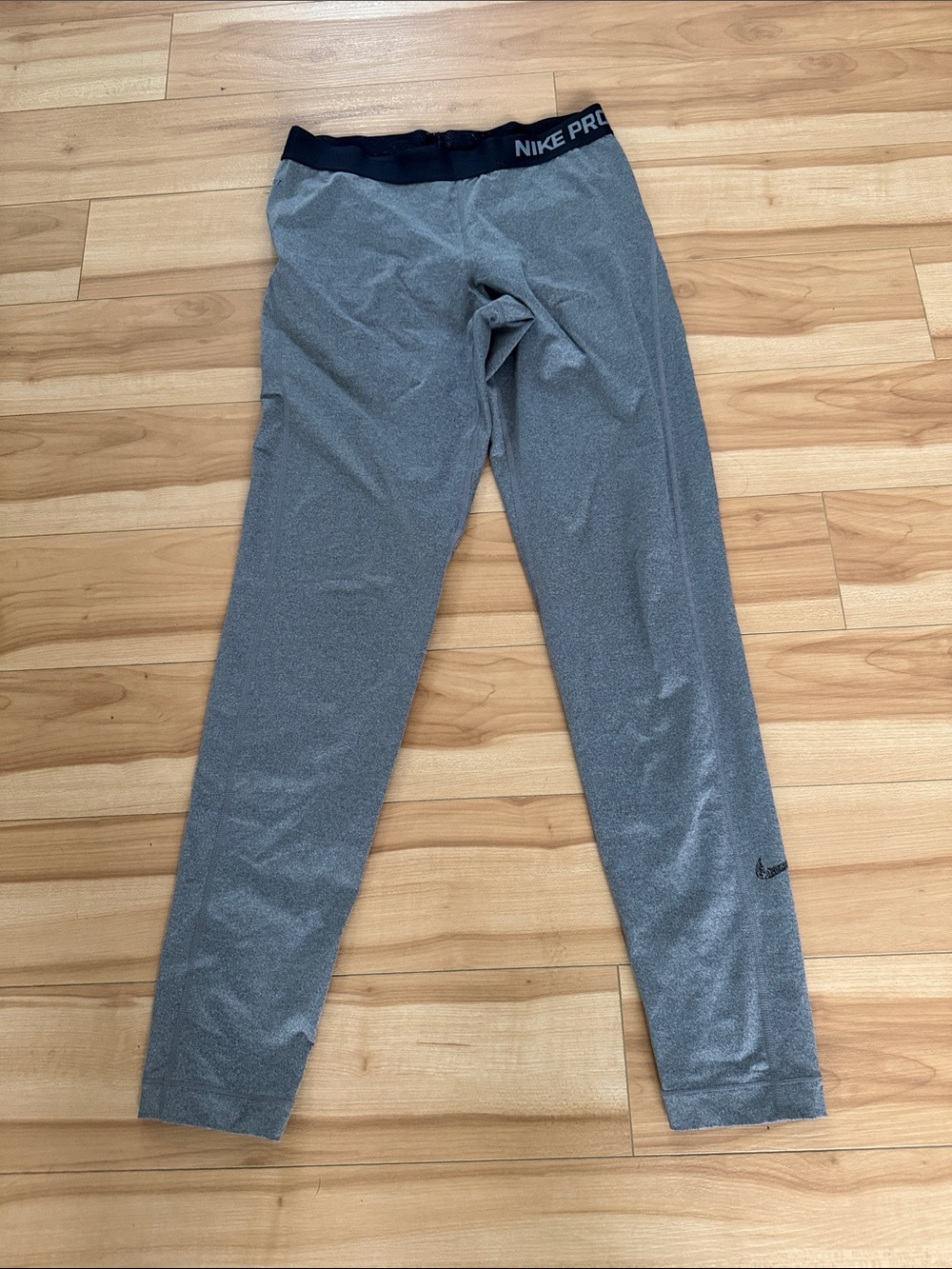 Women’s L Nike pro drifit Leggings